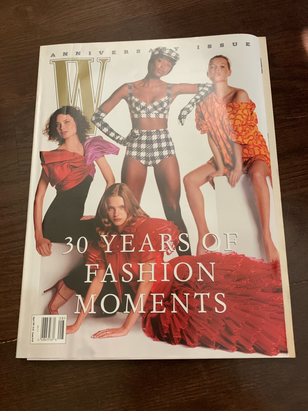 W vintage magazine August 2002